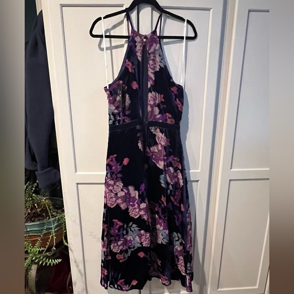 Lulus Velvet Floral Halter Midi Dress Slit Size Medium Navy Purple Pink - Picture 4 of 8